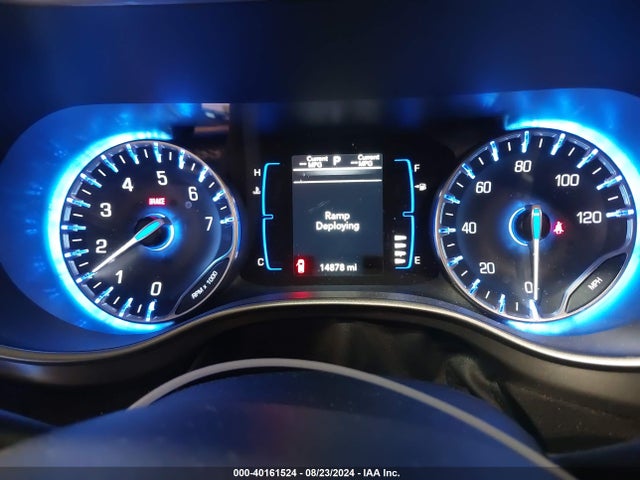 2C4RC1BGXLR229455 Chrysler Pacifica Touring L