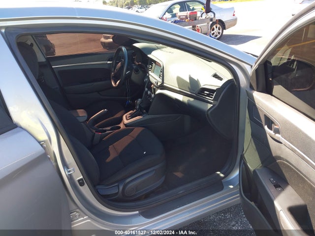 Hyundai Elantra Value Edition 2020 5NPD84LF0LH589611 Image 5