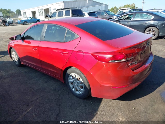 Hyundai ELANTRA SE 2018 5NPD74LF0JH264585 Image 3