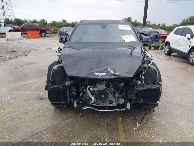 SJAAM2ZV2NC017635 Bentley Bentayga S/v8