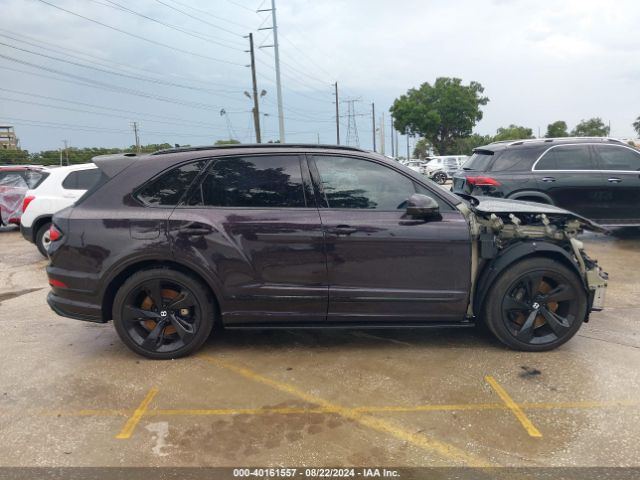 SJAAM2ZV2NC017635 Bentley Bentayga S/v8