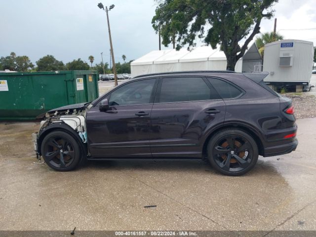 SJAAM2ZV2NC017635 Bentley Bentayga S/v8