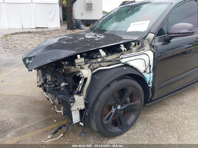 SJAAM2ZV2NC017635 Bentley Bentayga S/v8