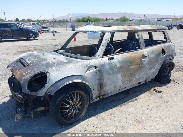 2010 MINI COOPER S CLUBMAN WMWMM3C59ATP94363 Photo 1