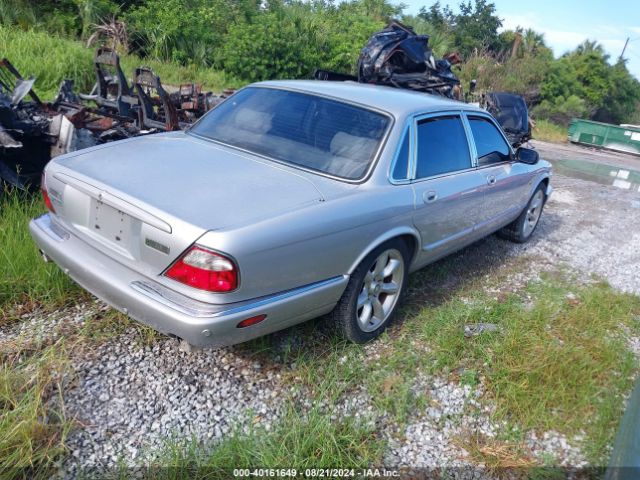 2001 JAGUAR XJR SAJDA15BX1MF26973 Photo 3