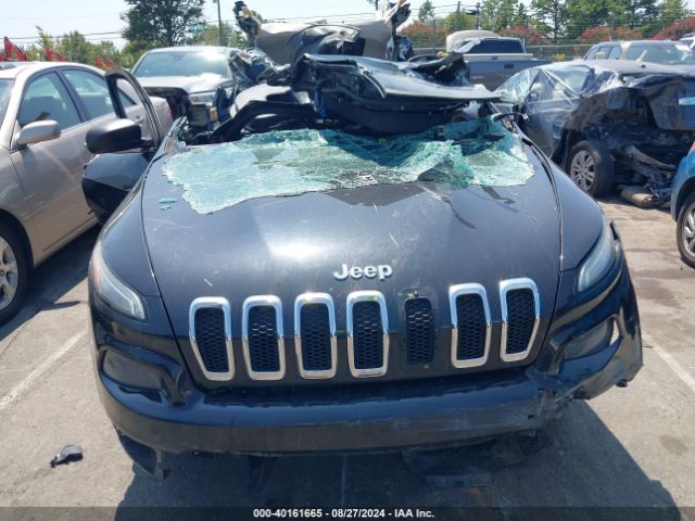 1C4PJLAB9EW112409 Jeep Cherokee Sport