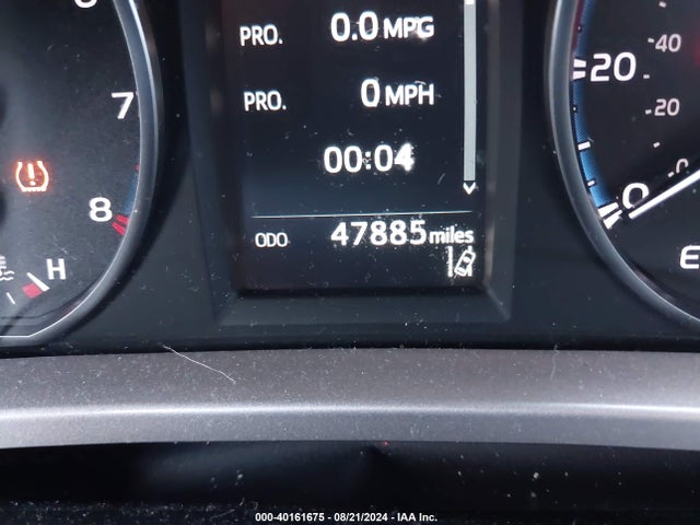 Toyota RAV4 LE 2017 JTMZFREV2HJ120838 Image 15