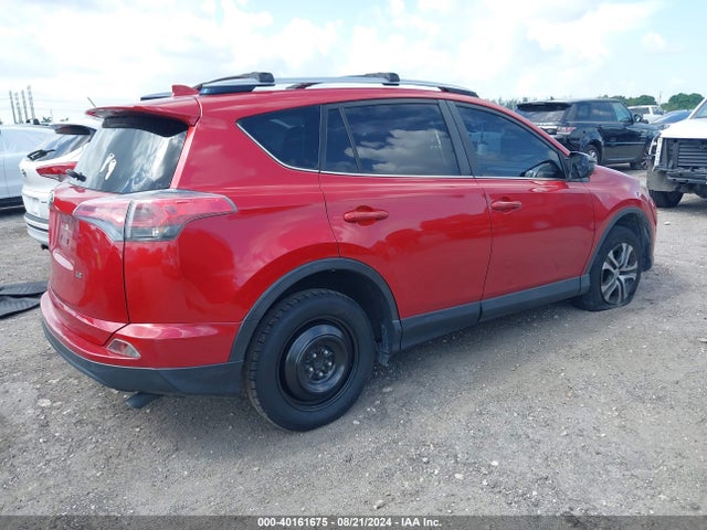 Toyota RAV4 LE 2017 JTMZFREV2HJ120838 Image 4