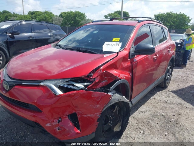 Toyota RAV4 LE 2017 JTMZFREV2HJ120838 Image 6