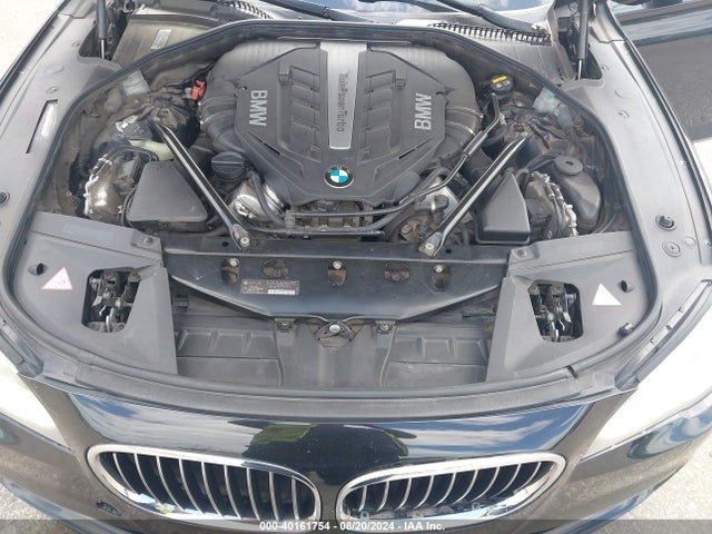 BMW 750li Xdrive 2015 WBAYF8C57FD654919 Image 10