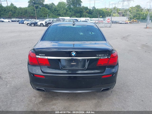 BMW 750li Xdrive 2015 WBAYF8C57FD654919 Image 16