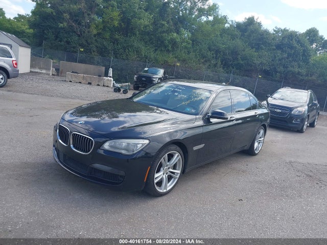 BMW 750li Xdrive 2015 WBAYF8C57FD654919 Image 2