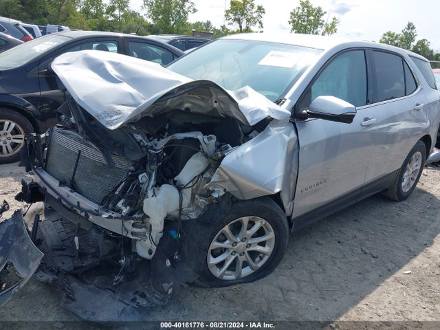 Chevrolet EQUINOX LT 2018 2GNAXJEV5J6111119 Image 2