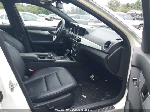 WDDGF8AB3EA943082 Mercedes-Benz C 300 Luxury 4matic/sport 4matic