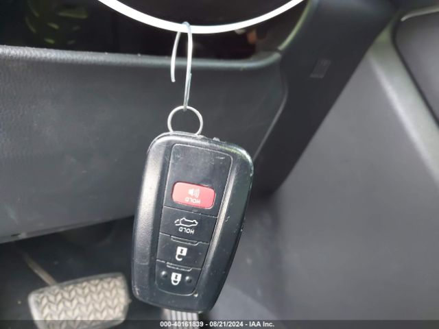 5TDGZRAH9NS112541 Toyota Highlander Xle