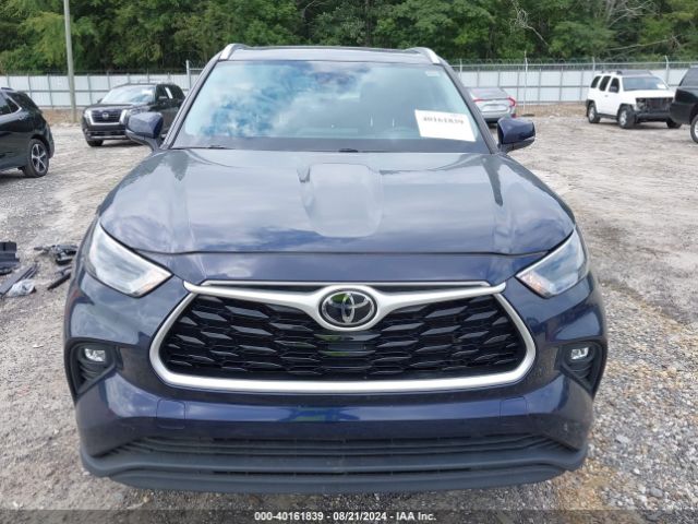 5TDGZRAH9NS112541 Toyota Highlander Xle
