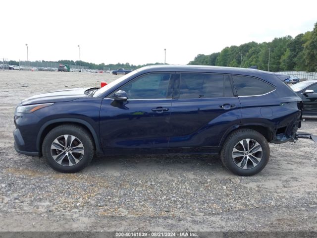 5TDGZRAH9NS112541 Toyota Highlander Xle