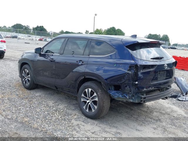5TDGZRAH9NS112541 Toyota Highlander Xle