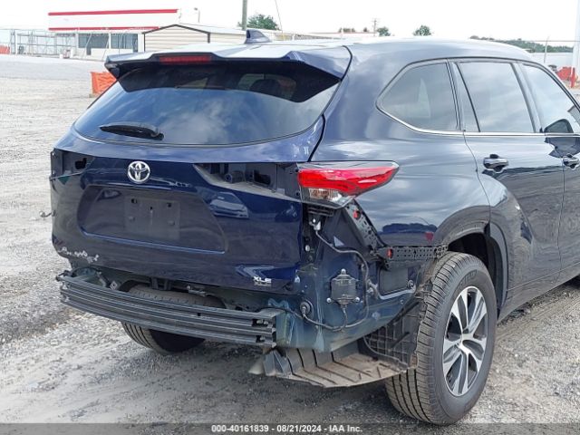 5TDGZRAH9NS112541 Toyota Highlander Xle
