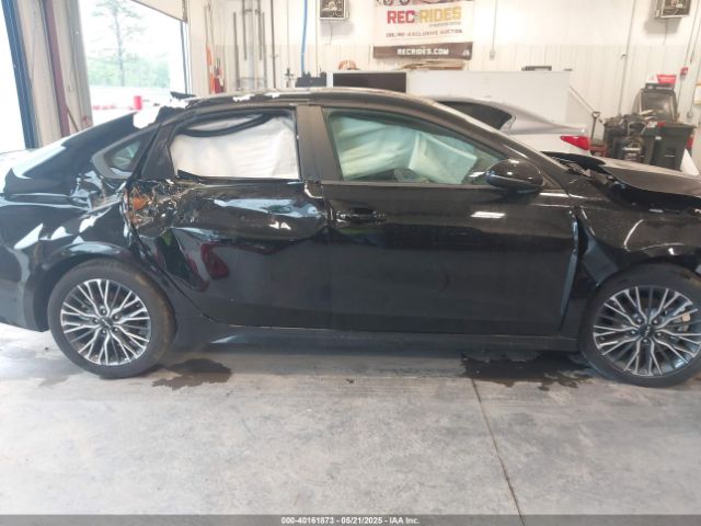 3KPF54AD7PE686107 KIA Forte Gt-line