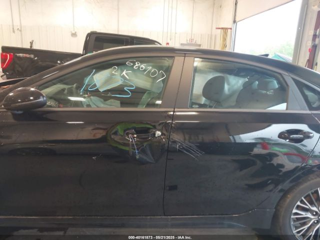 3KPF54AD7PE686107 KIA Forte Gt-line