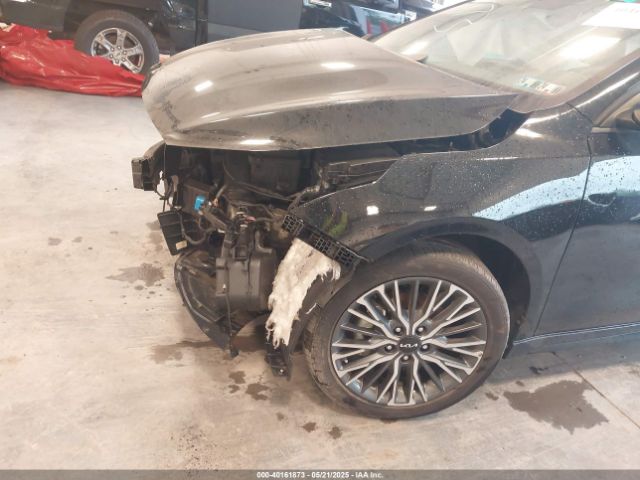 3KPF54AD7PE686107 KIA Forte Gt-line