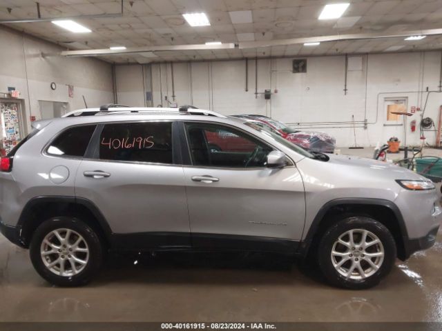1C4PJMCS8HD216165 Jeep Cherokee Latitude 4x4