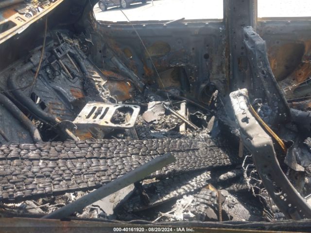 2GNAXPEX9K6203713 Chevrolet Equinox Premier