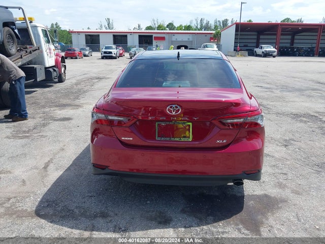 Toyota CAMRY XLE 2022 4T1F11AKXNU031734 Image 16