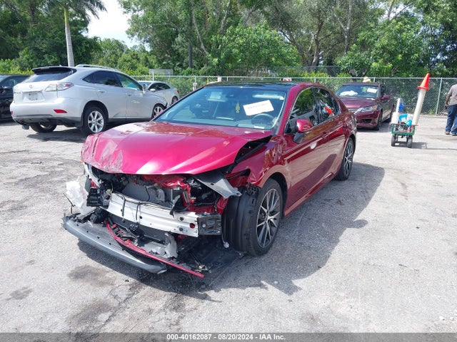 Toyota CAMRY XLE 2022 4T1F11AKXNU031734 Image 2