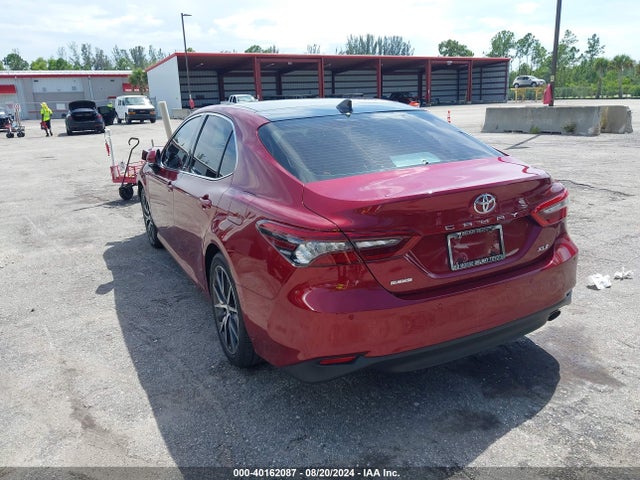 Toyota CAMRY XLE 2022 4T1F11AKXNU031734 Image 3