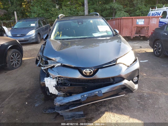 Toyota Rav4 Xle 2017 JTMRFREV0HD202520 Image 12