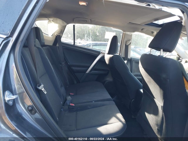 Toyota Rav4 Xle 2017 JTMRFREV0HD202520 Image 8