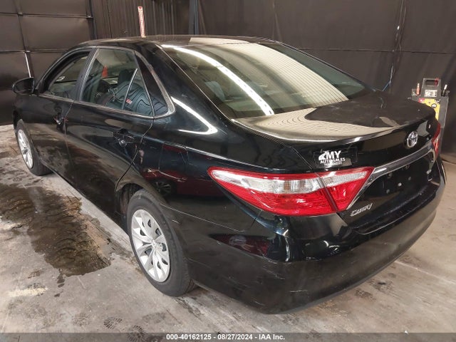Toyota CAMRY LE 2015 4T4BF1FK6FR498603 Image 3