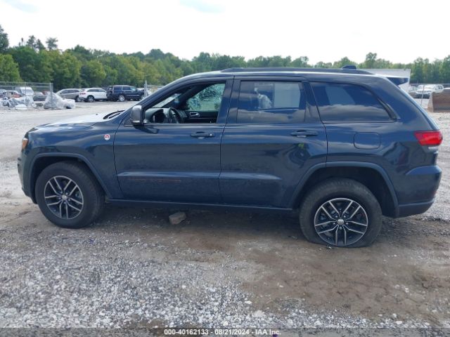 1C4RJFLT4JC121112 Jeep Grand Cherokee Trailhawk 4x4