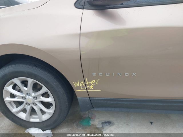 3GNAXHEV0JL103806 Chevrolet EQUINOX LS