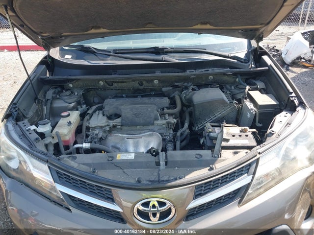 Toyota RAV4 LE 2015 JTMBFREV6FD140135 Image 10