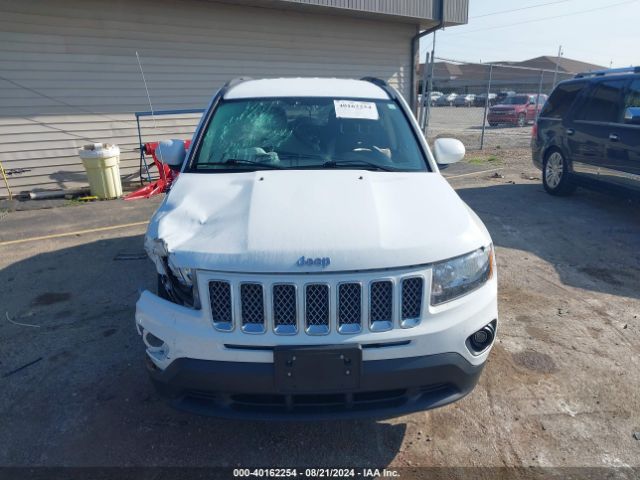 1C4NJDEB8ED898156 Jeep Compass Latitude