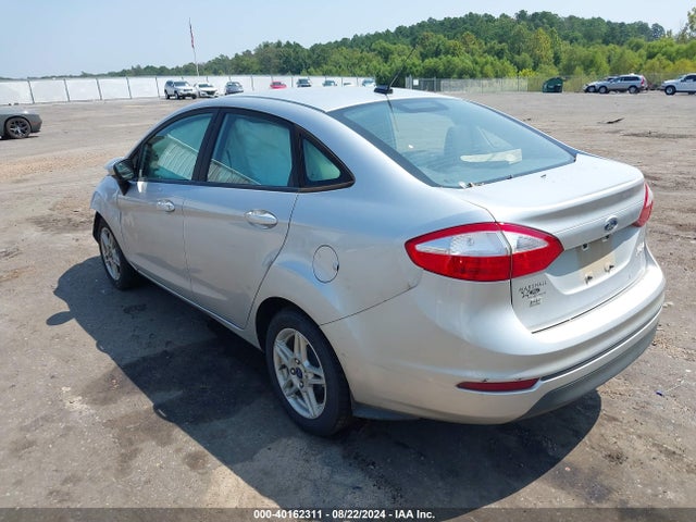 Ford FIESTA SE 2019 3FADP4BJ9KM111565 Image 3