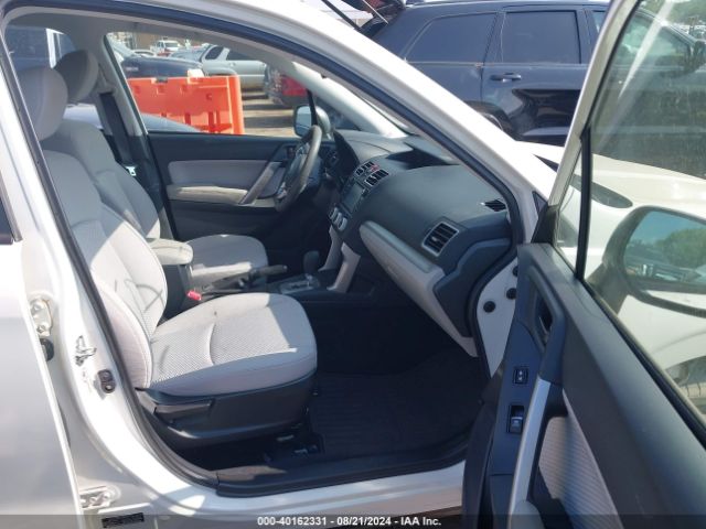 JF2SJABC9JH492082 Subaru Forester 2.5i