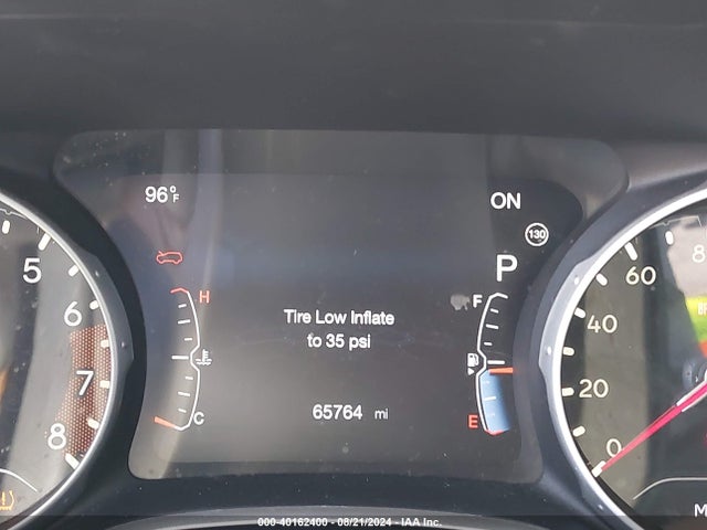 3C4NJCCB3JT358439 Jeep Compass Limited Fwd