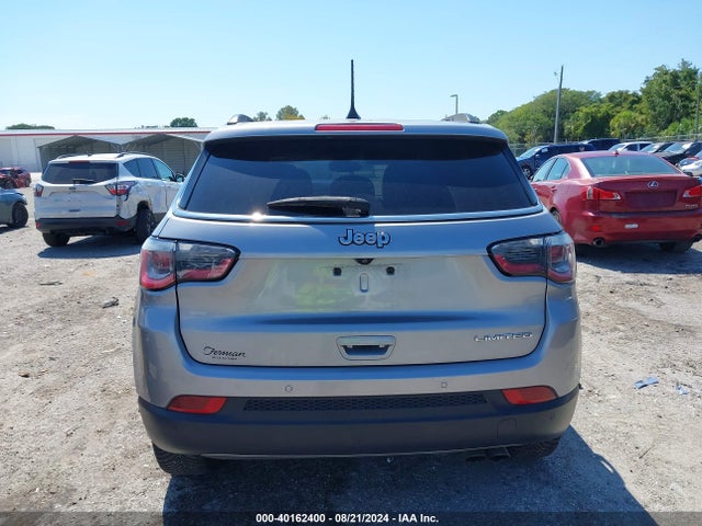 3C4NJCCB3JT358439 Jeep Compass Limited Fwd