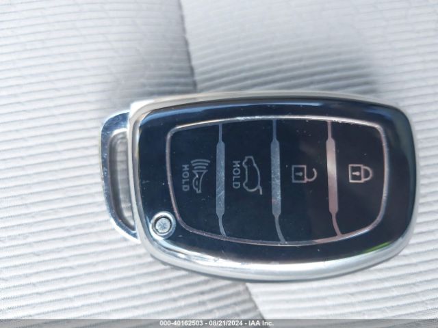 5NPD94LA8HH090001 Hyundai Elantra Eco