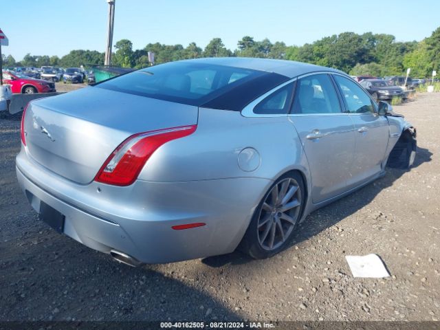 2011 JAGUAR XJ SAJWA1CB1BLV05526 Photo 3