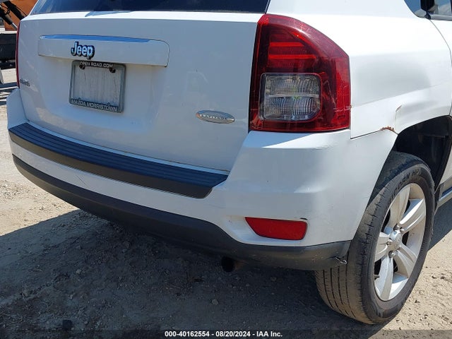 1C4NJDEB0ED633134 Jeep Compass Latitude