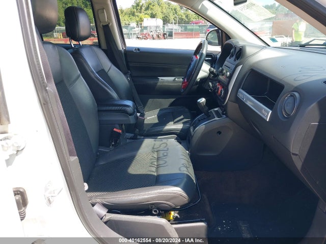 1C4NJDEB0ED633134 Jeep Compass Latitude