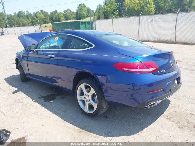 WDDWJ4JB7HF327475 Mercedes-Benz C 300
