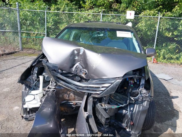 5TDKK3DC7ES437264 Toyota Sienna Le V6 8 Passenger