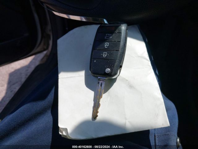KNAFX4A67G5521792 KIA FORTE LX