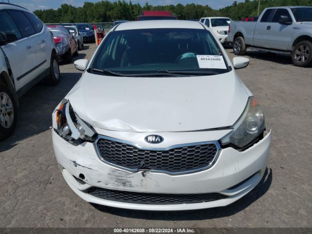 KNAFX4A67G5521792 KIA FORTE LX